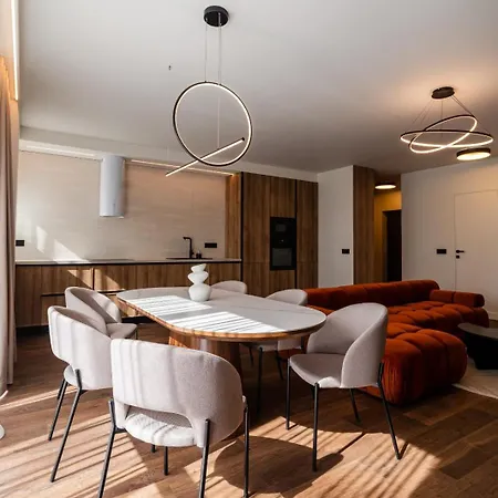 The Bloom Loft Apartman *