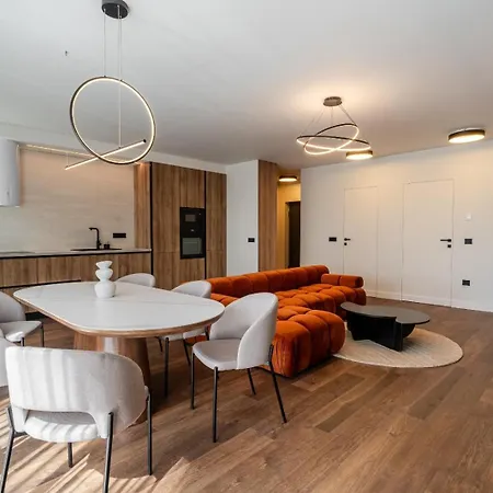 The Bloom Loft Apartman *
